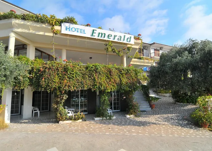 Hotel Emerald
